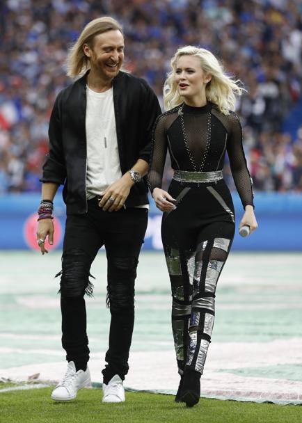 Eccoli, attesissimi: il dj David Guetta e la cantante Zara Larsson. 